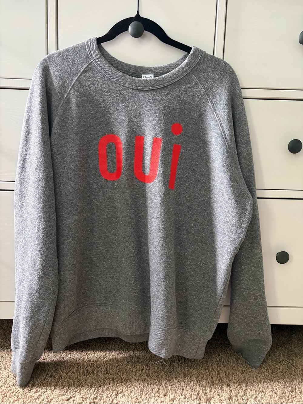 EUC Clare v oui sweatshirt